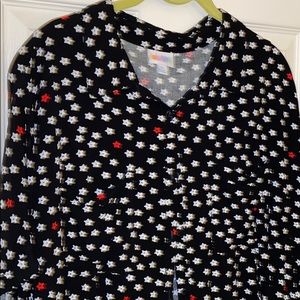 Lularoe Amy Button Down XL stars